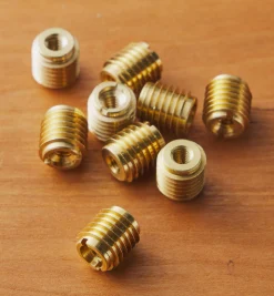 Lee Valley Fasteners>10-24 Brass Knife-Edge Insert Nuts