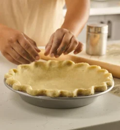 Lee Valley Bakeware>9" Pie Plate