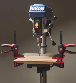 Lee Valley Hand Tools>360° Trigger Clamps