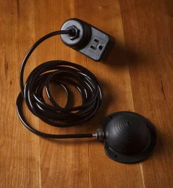 Lee Valley Safety>Air-Actuated Foot Switches