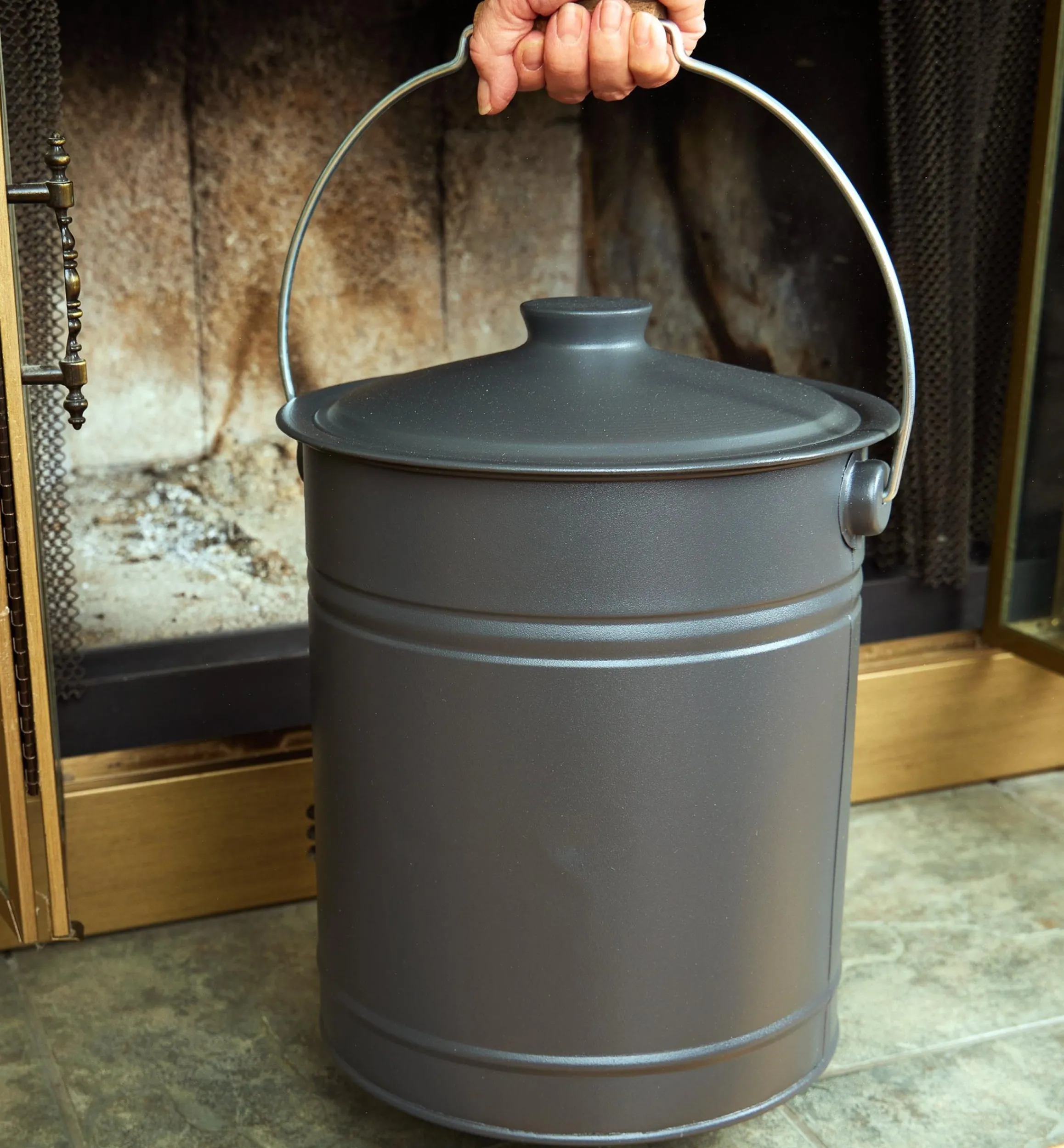 Lee Valley Fireplace>Ash Can