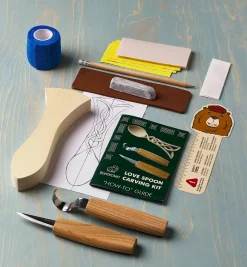 Lee Valley Supplies>BeaverCraft Celtic-Style Lovespoon Carving Kit