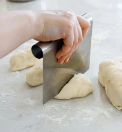 Lee Valley Pastry Tools>Bench Scraper