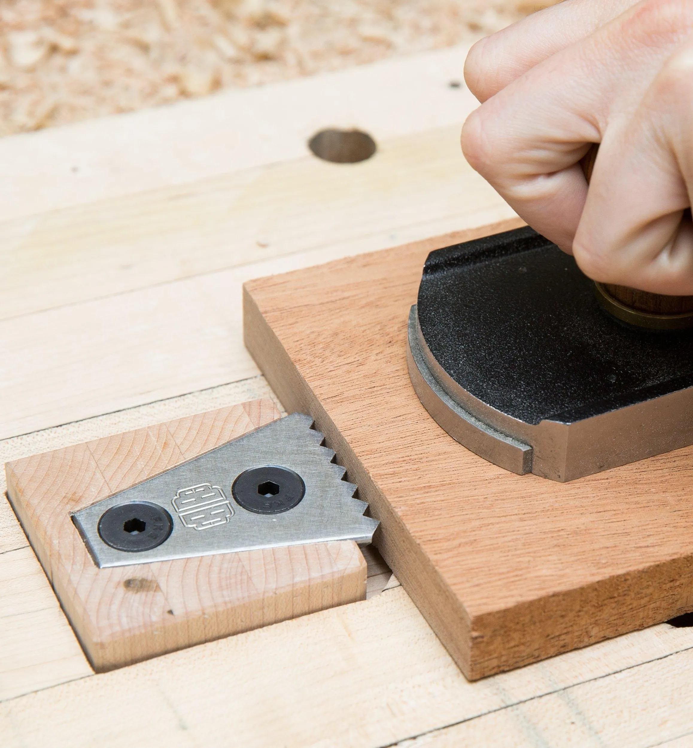 Lee Valley Workshop>Benchcrafted Planing Stop