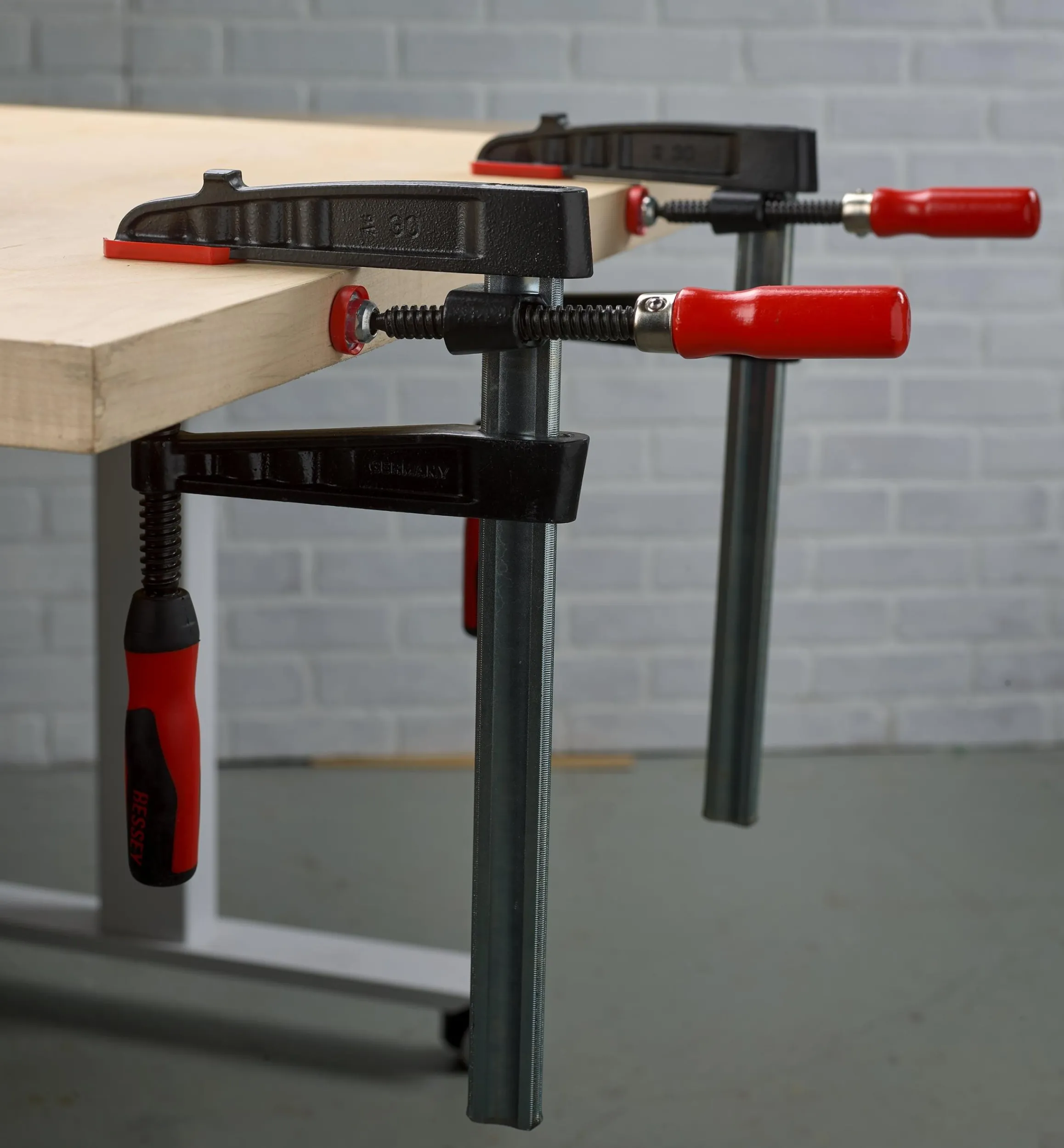 Lee Valley Hand Tools>Bessey Single-Spindle Edge Clamp