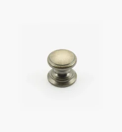 Lee Valley Knobs>Bevelled Brass Round Knobs