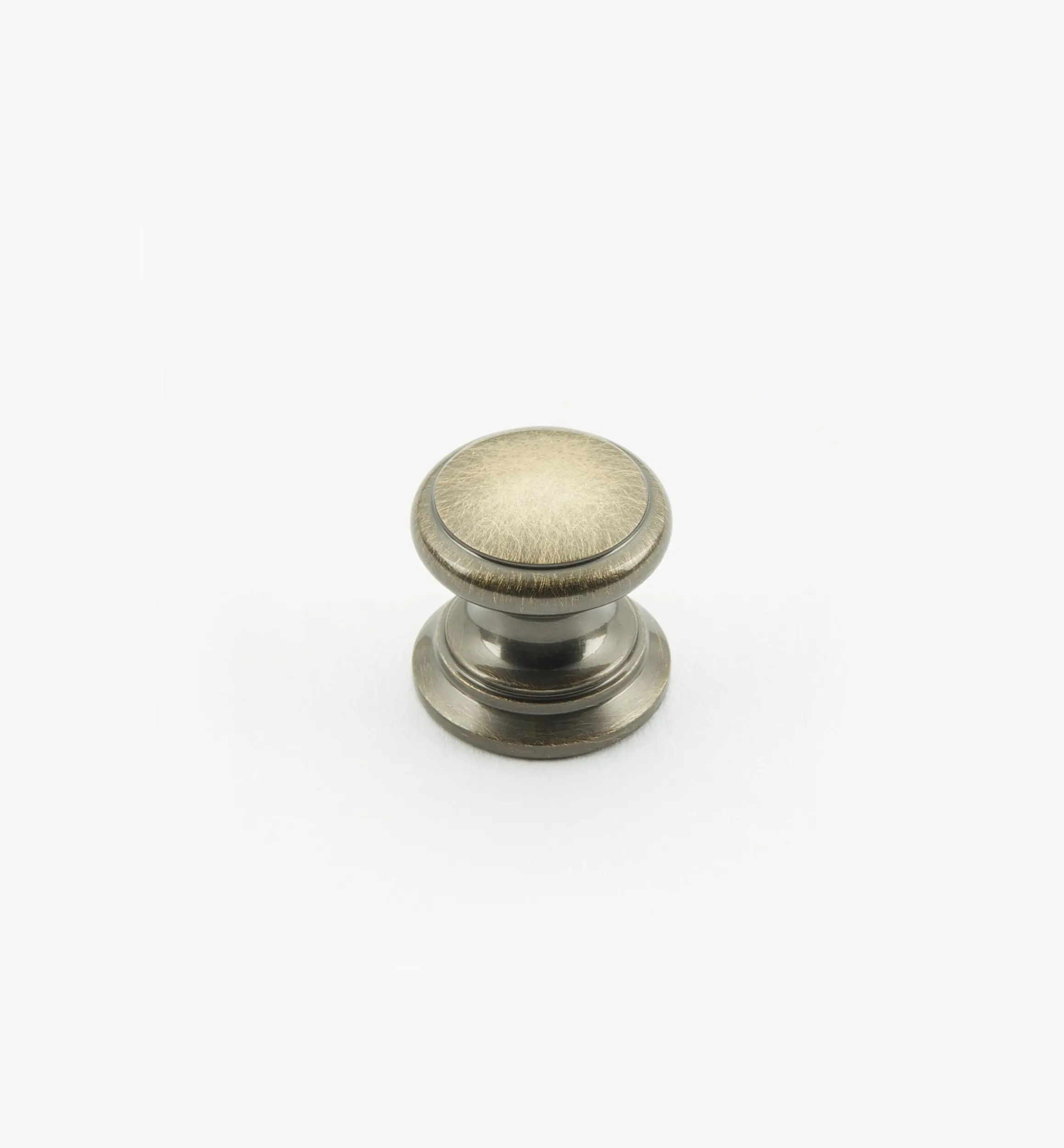 Lee Valley Knobs>Bevelled Brass Round Knobs