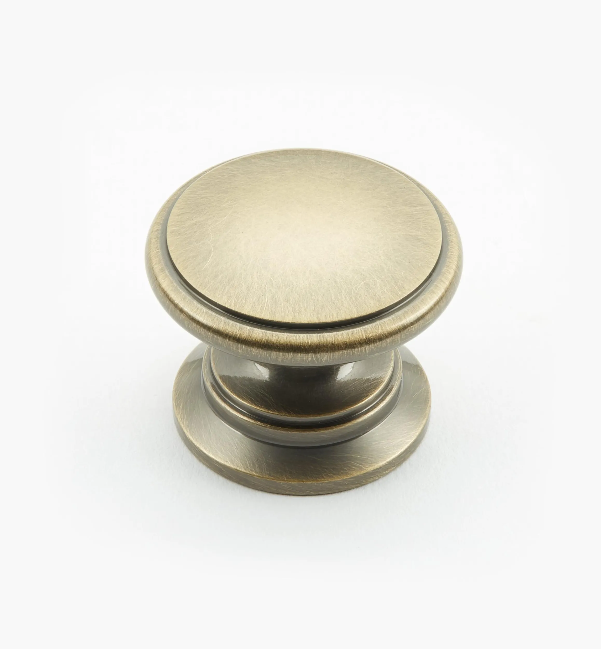 Lee Valley Knobs>Bevelled Brass Round Knobs
