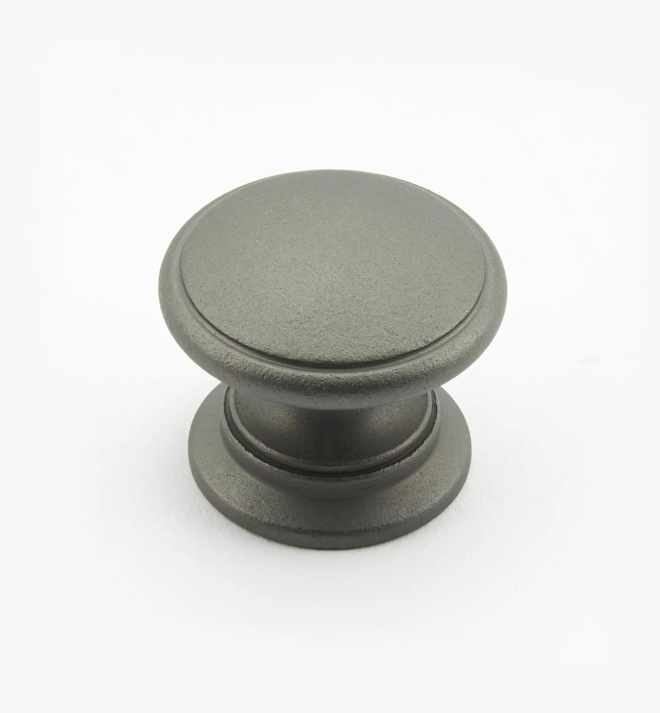 Lee Valley Knobs>Bevelled Brass Round Knobs