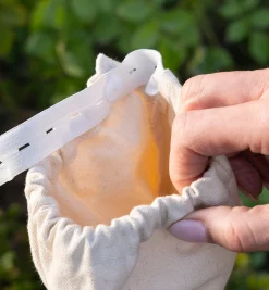 Lee Valley Gloves><noscript><img width=