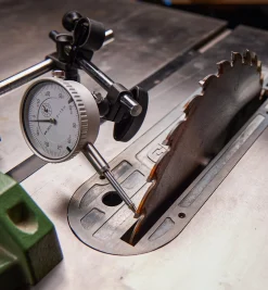 Lee Valley Marking & Measuring>Dial Indicator & Base