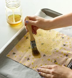 Lee Valley Food Storage>DIY Beeswax Wrap Kit