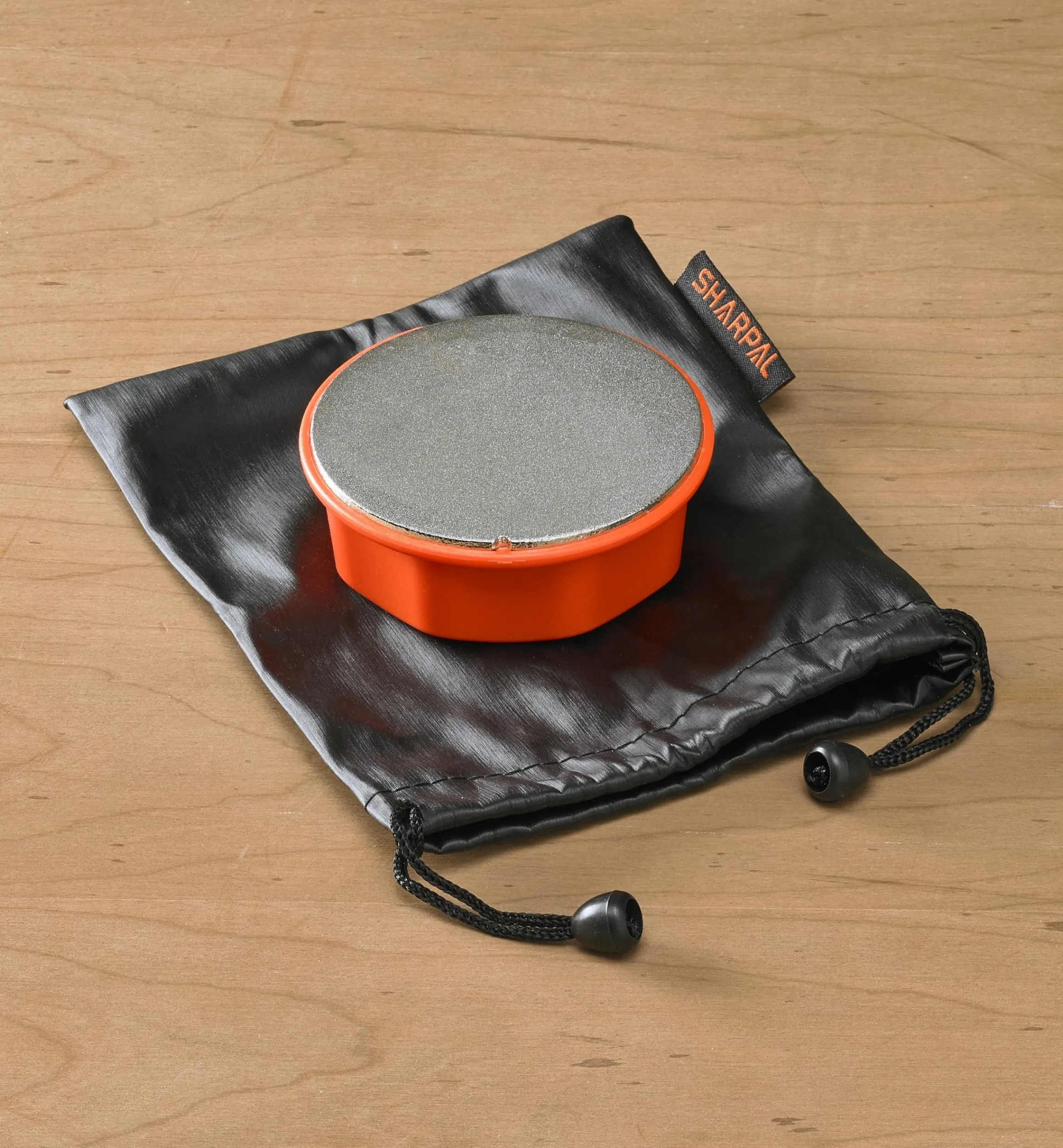 Lee Valley Sharpening>Double-Sided Axe Sharpener