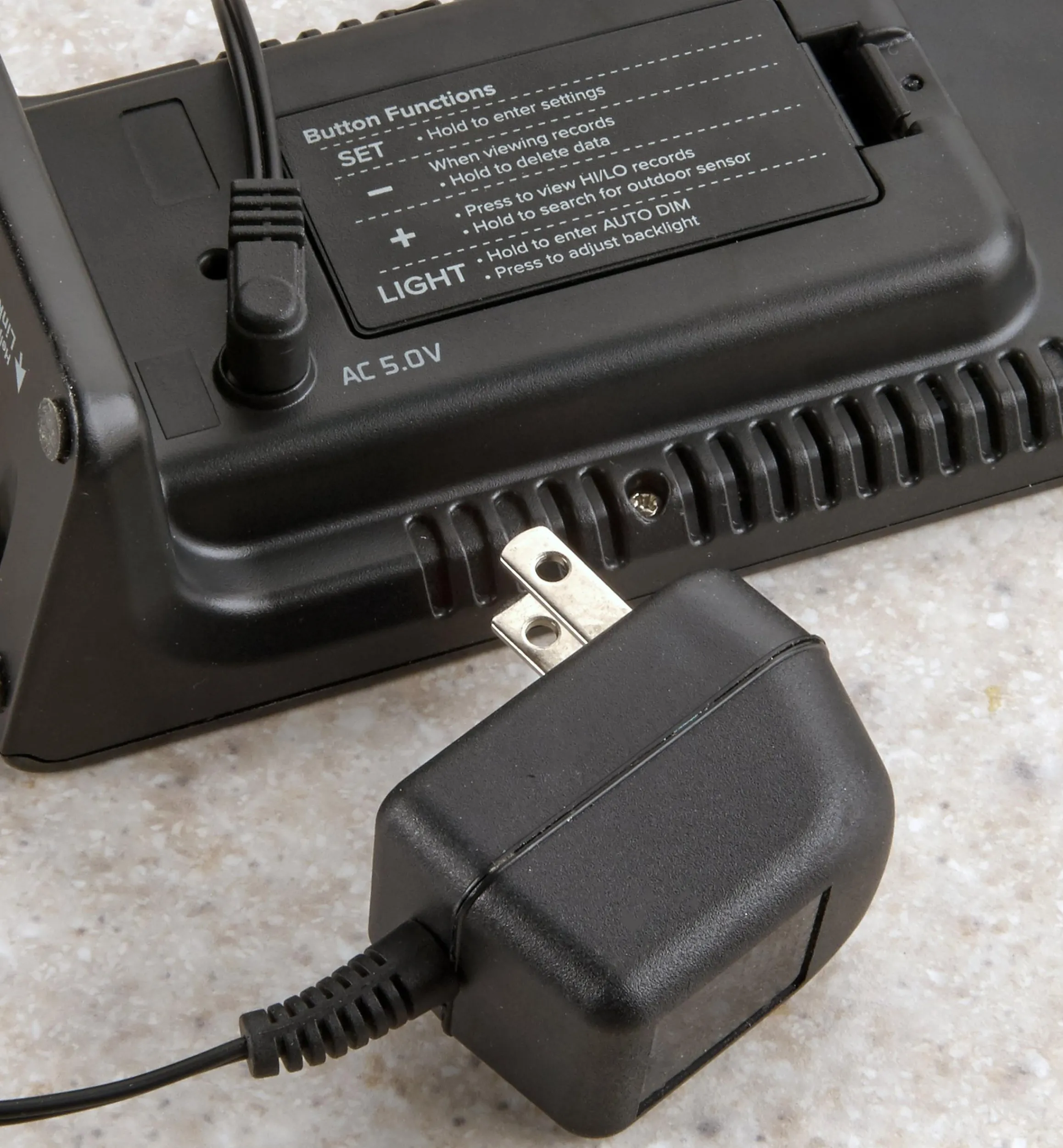 Lee Valley Weather Measurement>Dual-Display Indoor/Outdoor Weather Station