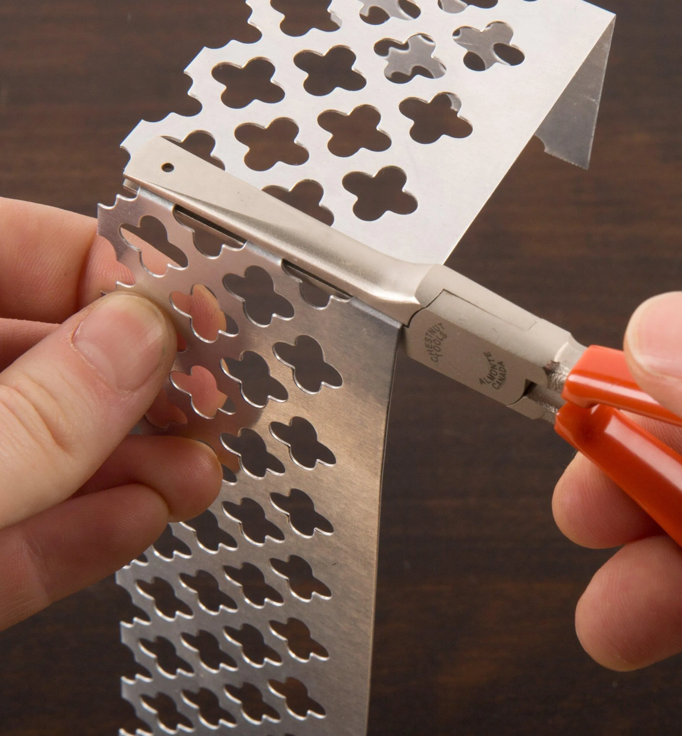 Lee Valley Hand Tools>Duck-Bill Pliers