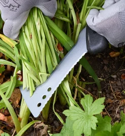 Lee Valley Garden Care>Fiskars Bill Hook