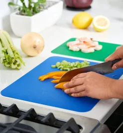 Lee Valley Cutting Boards>Flexible Cutting Mats