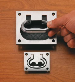 Lee Valley Chest Hardware><noscript><img width=