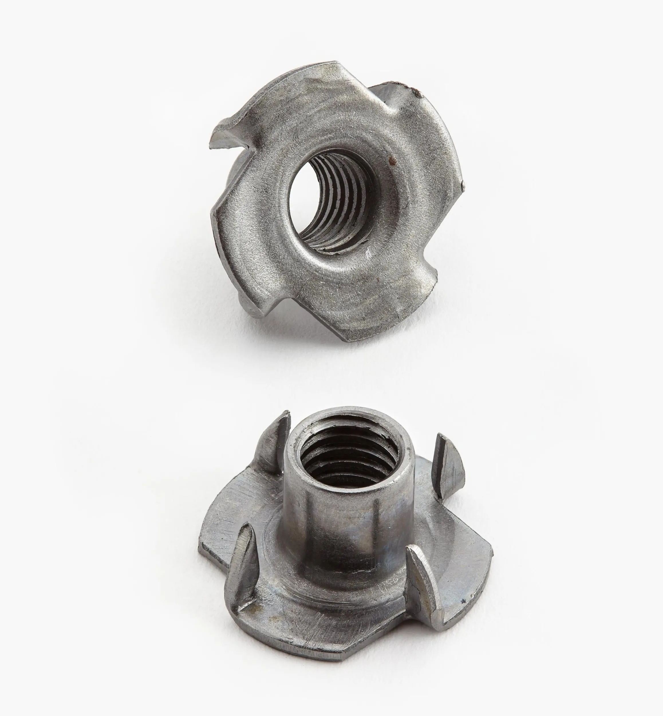 Lee Valley Jig & Fixture Parts>Four-Prong T-Nuts (3/8-16 Thread)