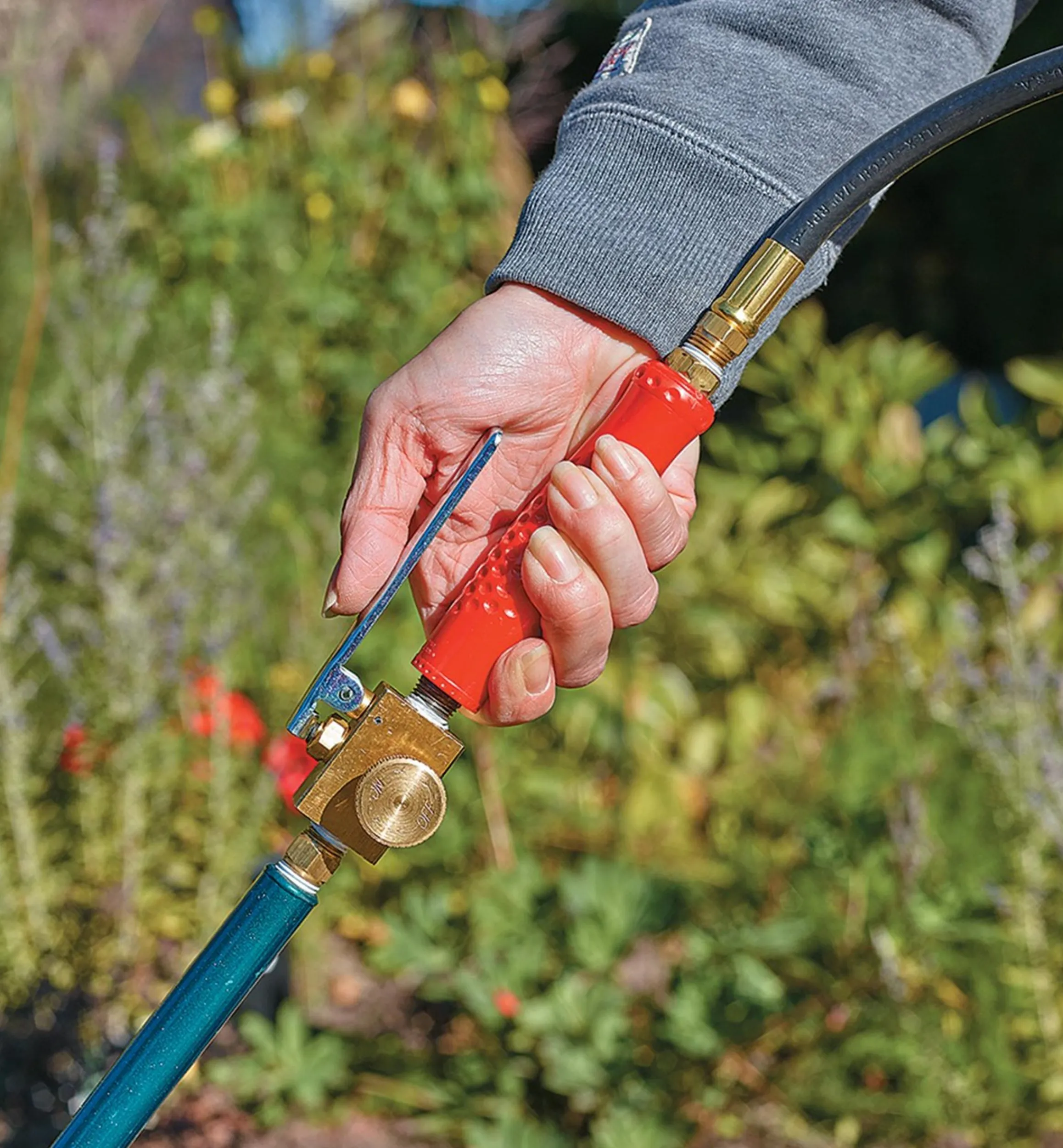 Lee Valley Weeding>Giant Weed Torch