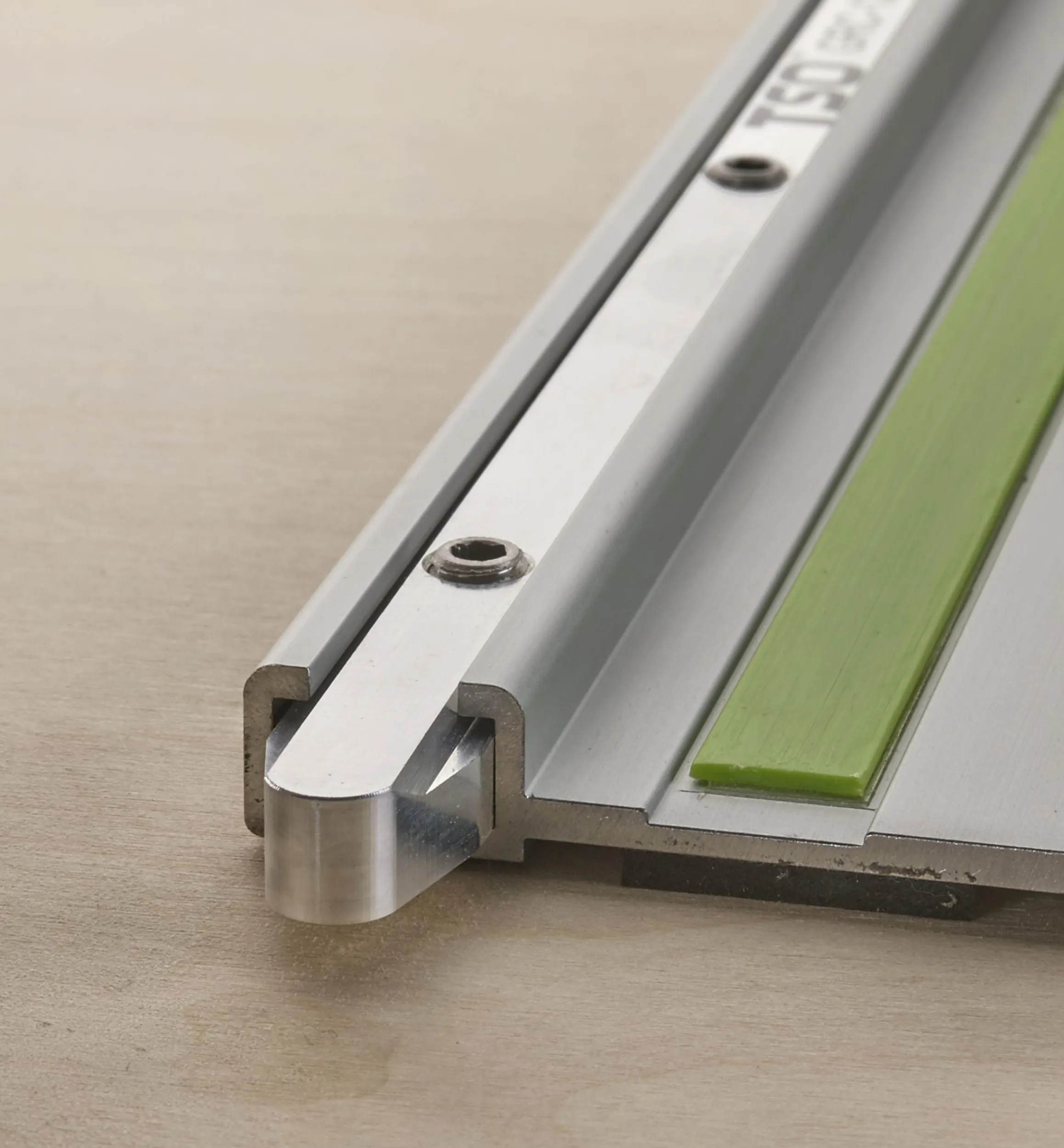 Lee Valley Power Tool Accessories>GRC-12 Self-Aligning Guide Rail Connectors