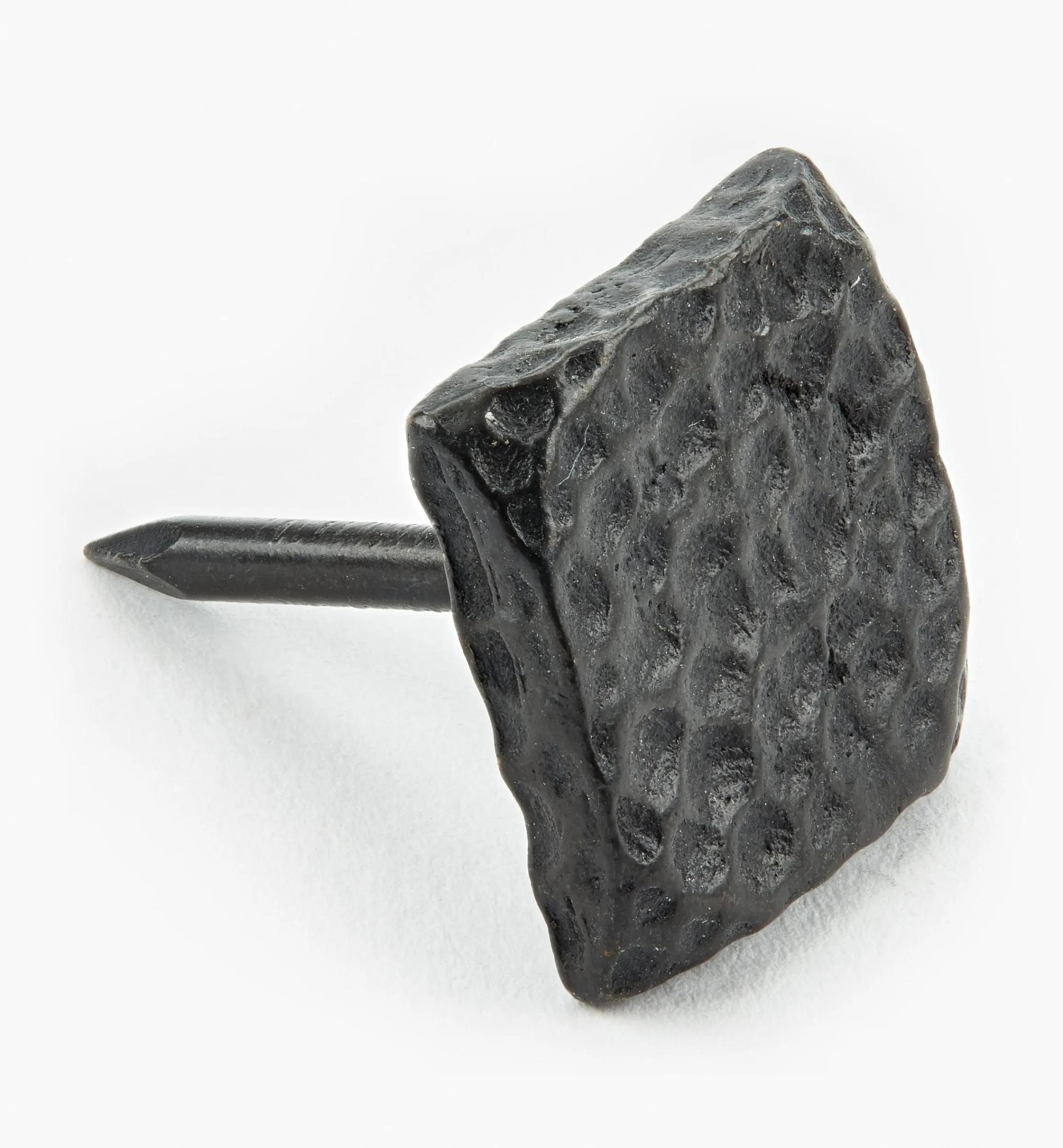 Lee Valley Fasteners>Hammered-Finish Clavos (Nails)