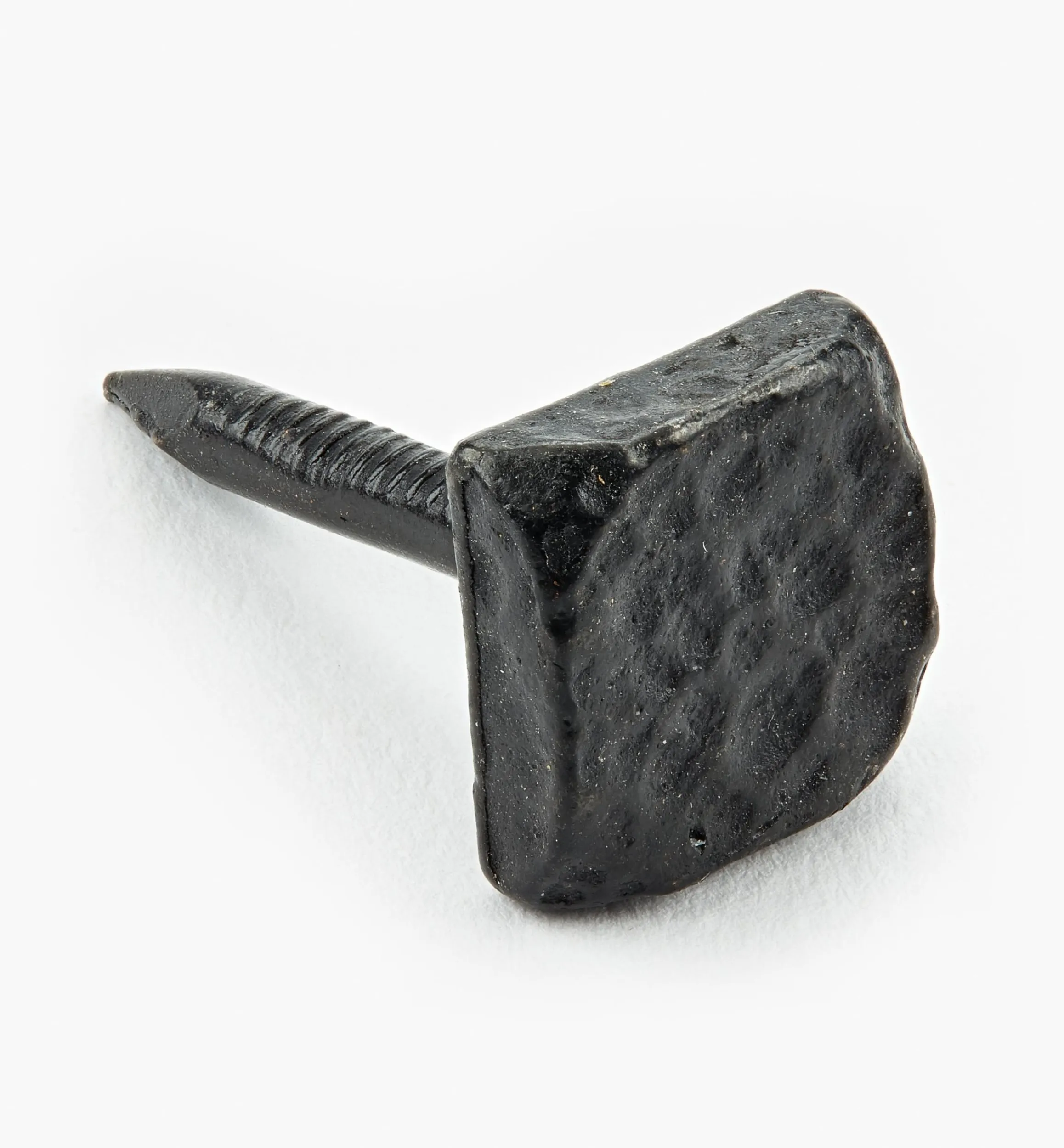 Lee Valley Fasteners>Hammered-Finish Clavos (Nails)