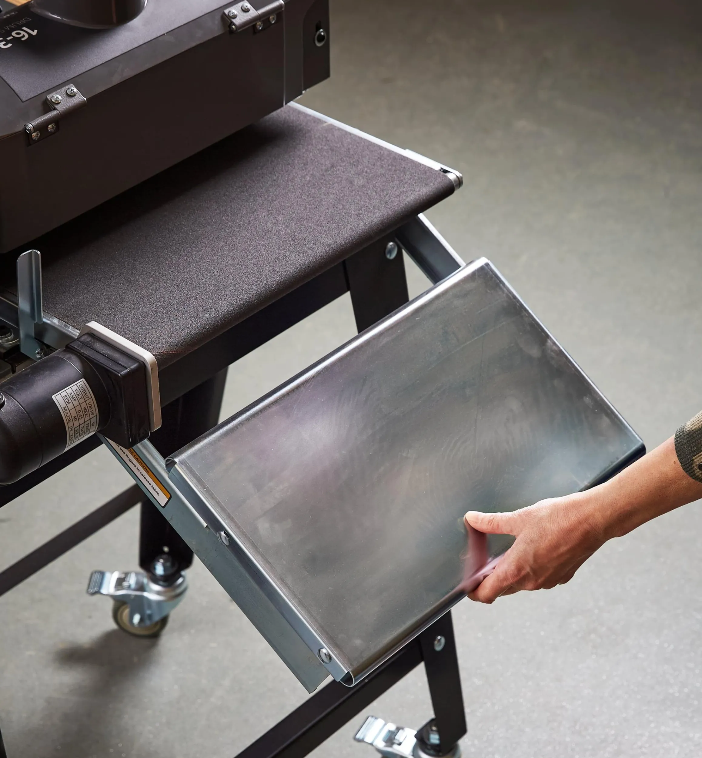 Lee Valley Power Tool Accessories>Infeed/Outfeed Tables For Laguna 16-32 Drum Sander