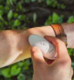 Lee Valley Pest Control>Insect Bite Relief Device