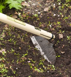 Lee Valley Weeding>Japanese Draw Hoe