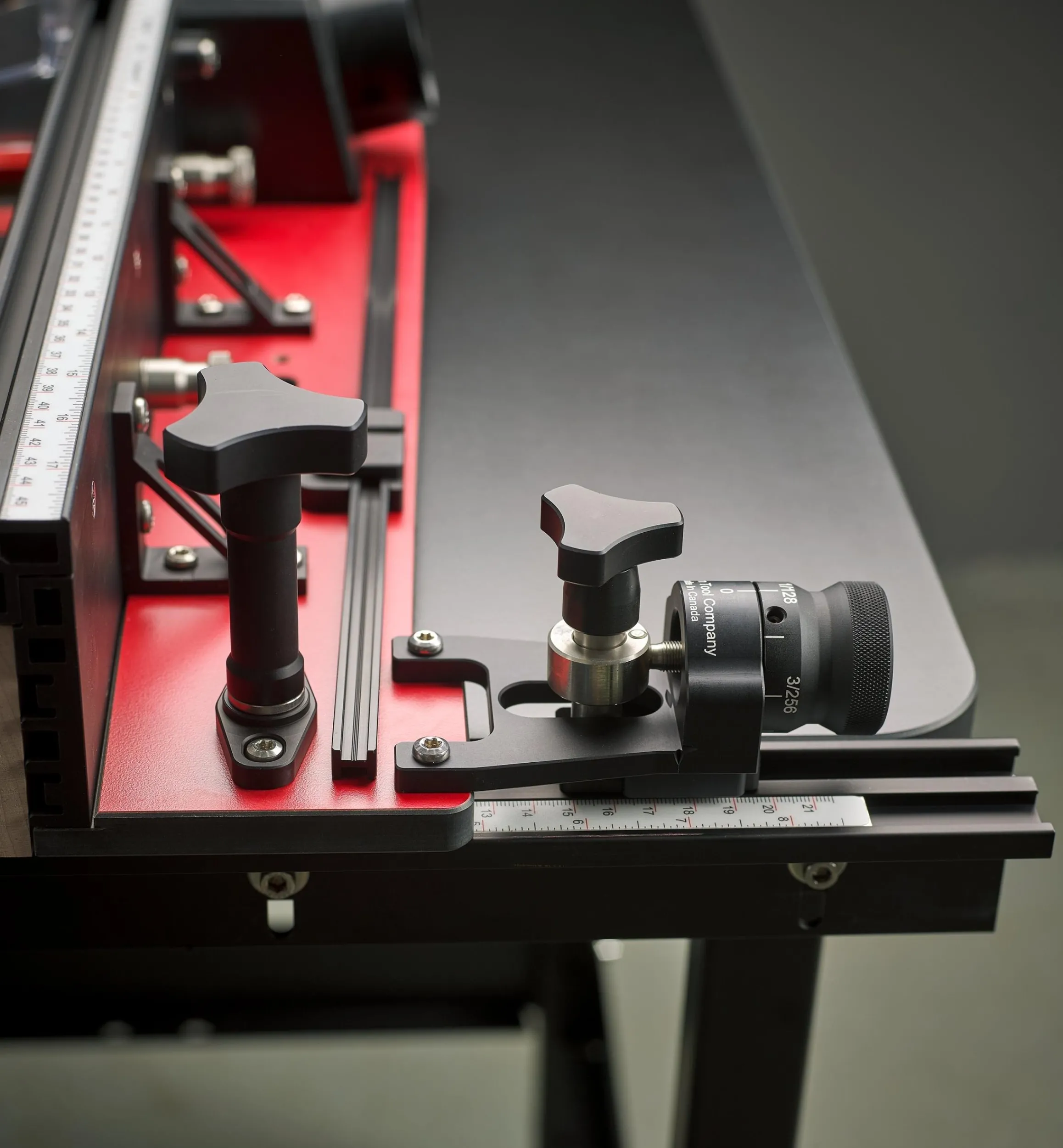 Lee Valley Power Tool Accessories>JessEm Router Fence Micro-Adjuster