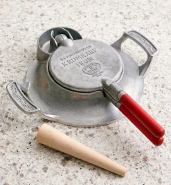 Lee Valley Cookware><noscript><img width=