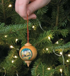 Lee Valley Décor>First Catalog Ornament