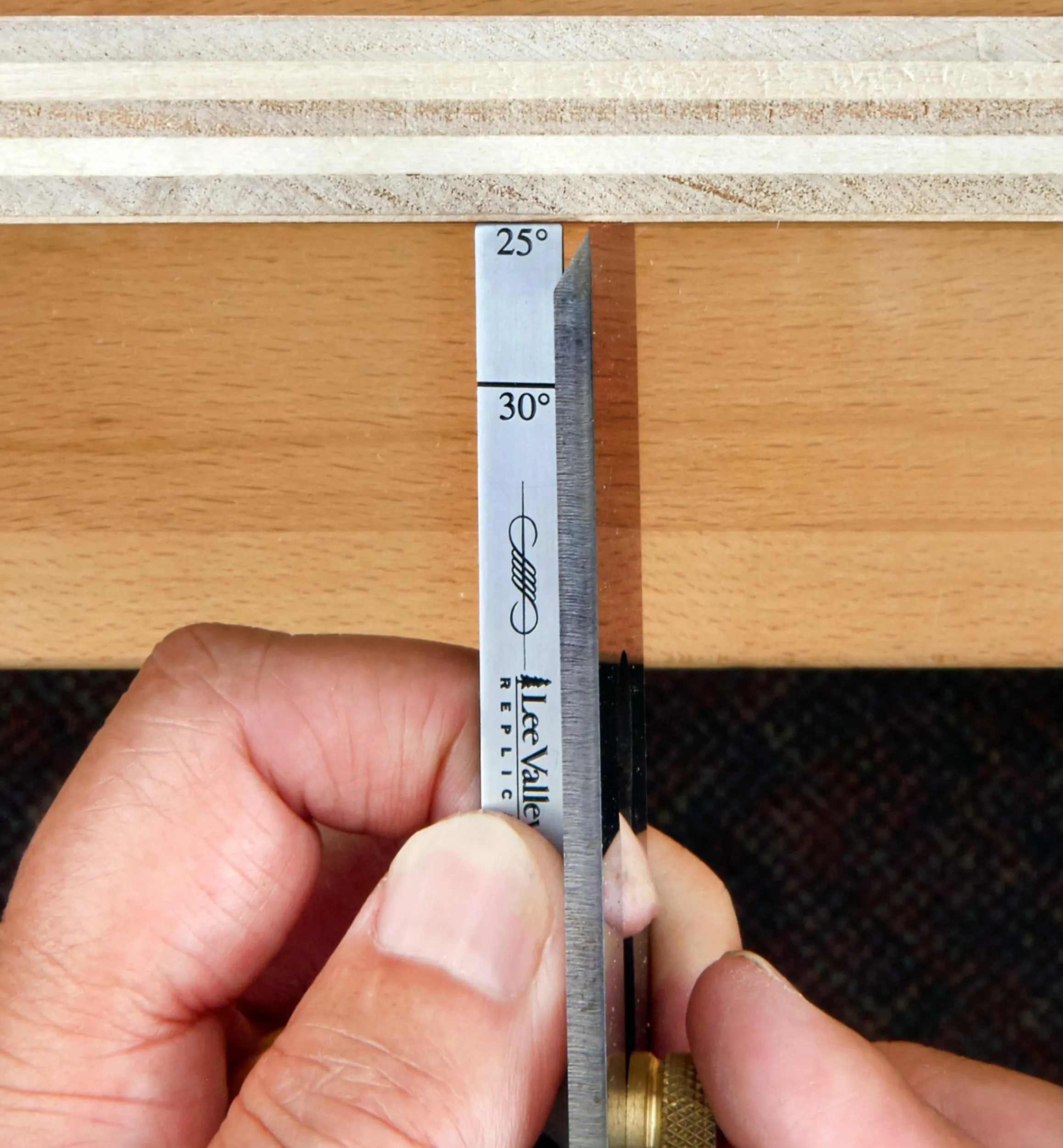 Lee Valley Sharpening>Replica Honing Guide