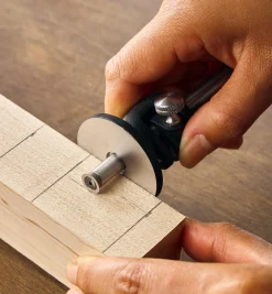 Lee Valley Marking & Measuring>Replica Micro-Adjust Wheel Marking Gauge