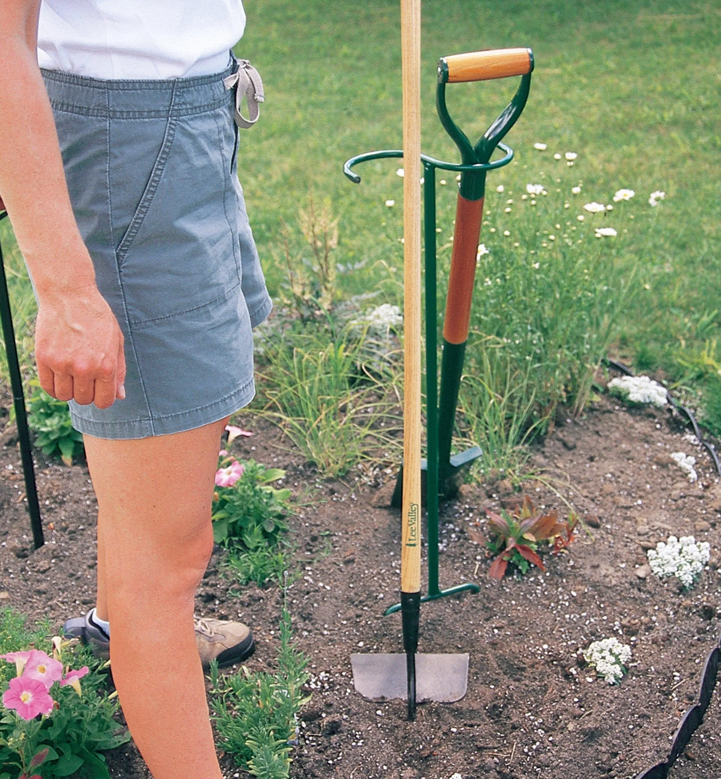 Lee Valley Garden Care>Macgregor Tool Butler