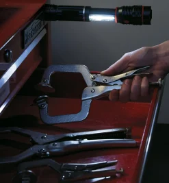 Lee Valley Lighting>Magnet-Mount LED Task Light/Flashlight