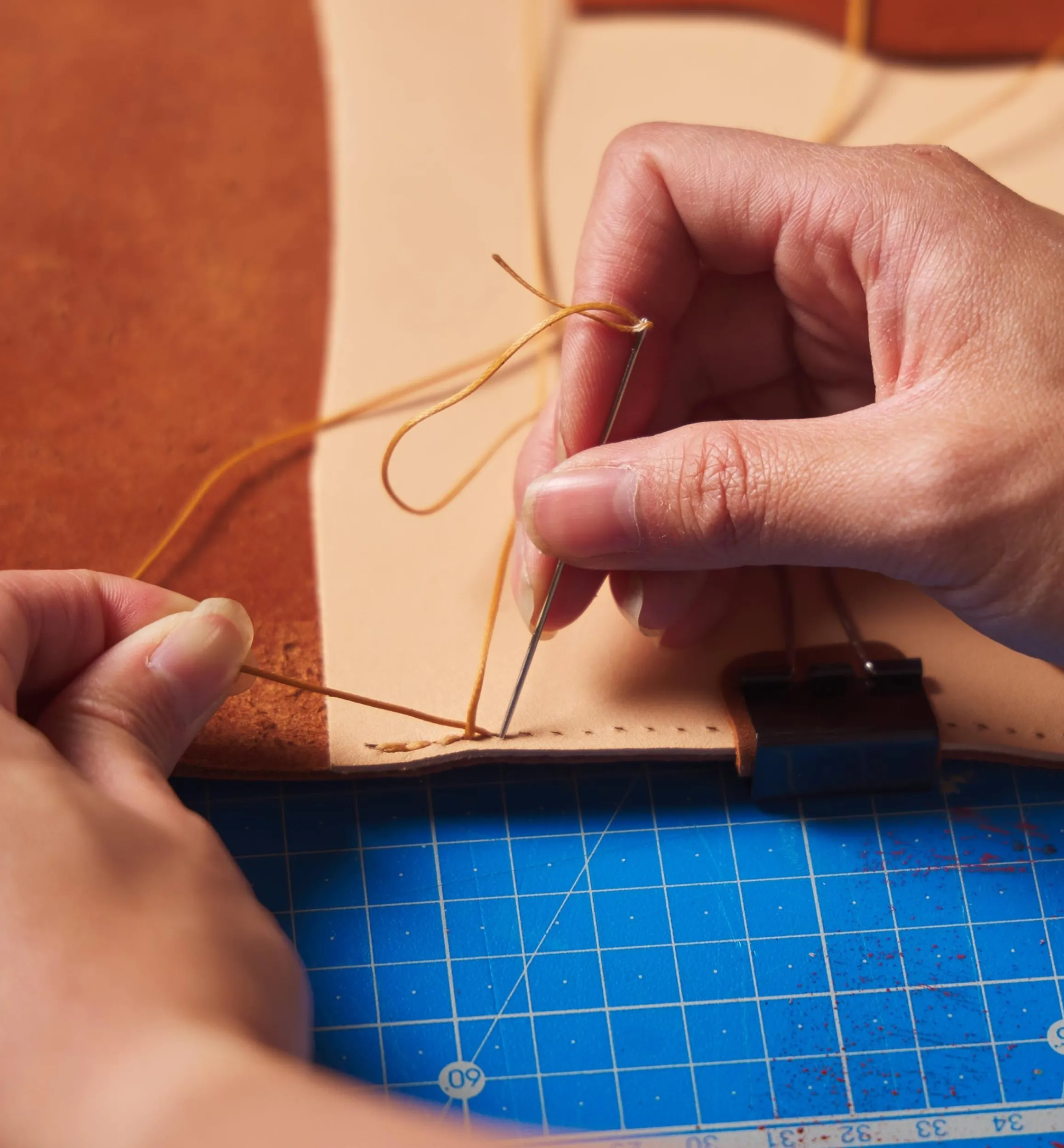 Lee Valley Supplies>Make It Yourself Leather Journal Cover Kit
