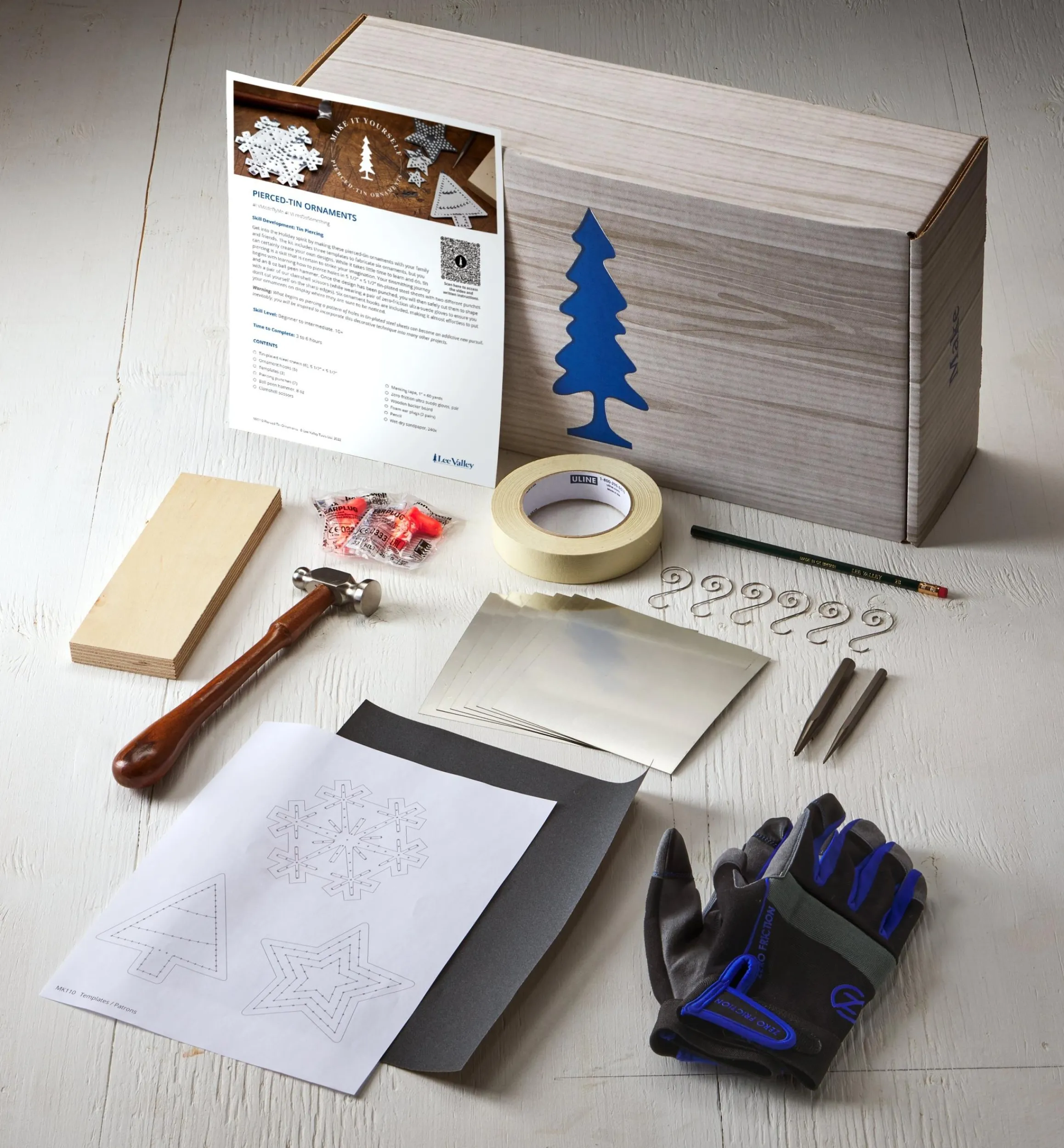 Lee Valley Supplies>Make It Yourself Pierced-Tin Ornaments Kit