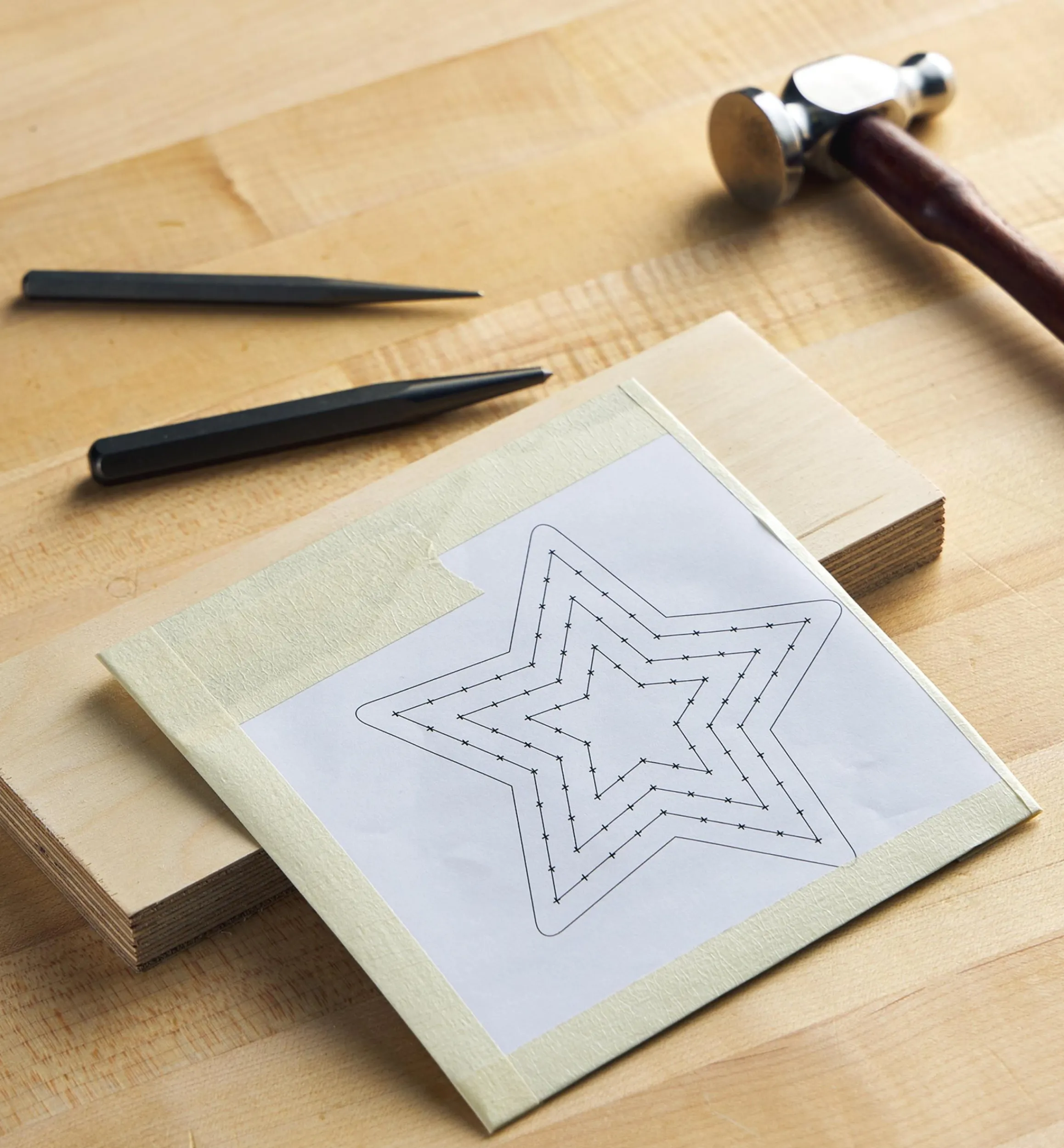 Lee Valley Supplies>Make It Yourself Pierced-Tin Ornaments Kit