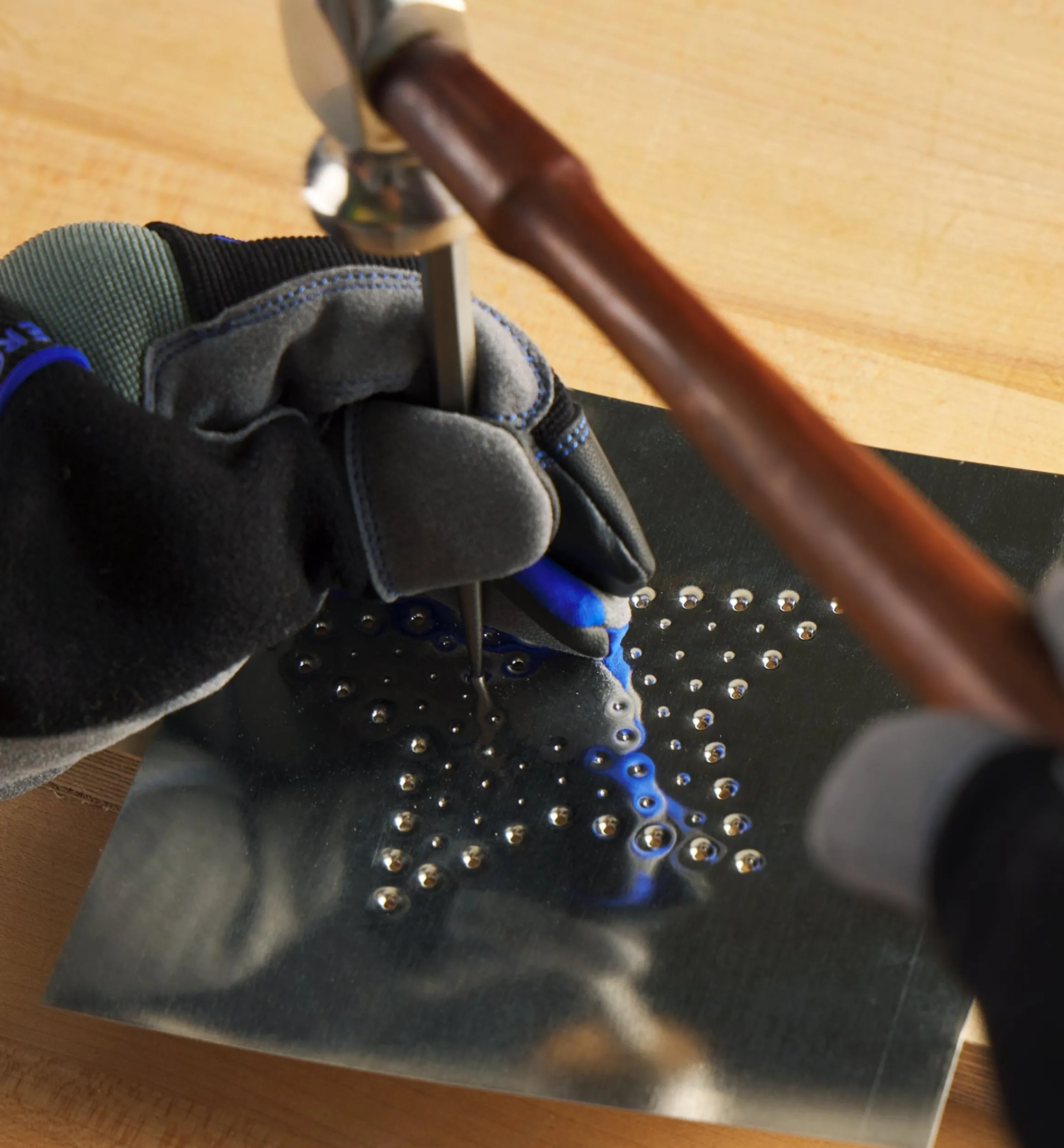 Lee Valley Supplies>Make It Yourself Pierced-Tin Ornaments Kit