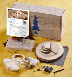 Lee Valley Supplies>Make It Yourself Pyrography Clock & Coasters Kit