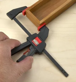 Lee Valley Hand Tools>Micro-Trigger Clamp