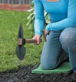 Lee Valley Weeding>Mini Planter