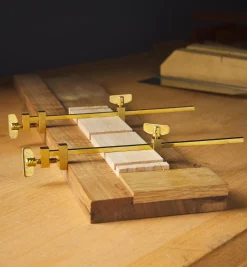 Lee Valley Hand Tools>Miniature Brass Bar Clamps