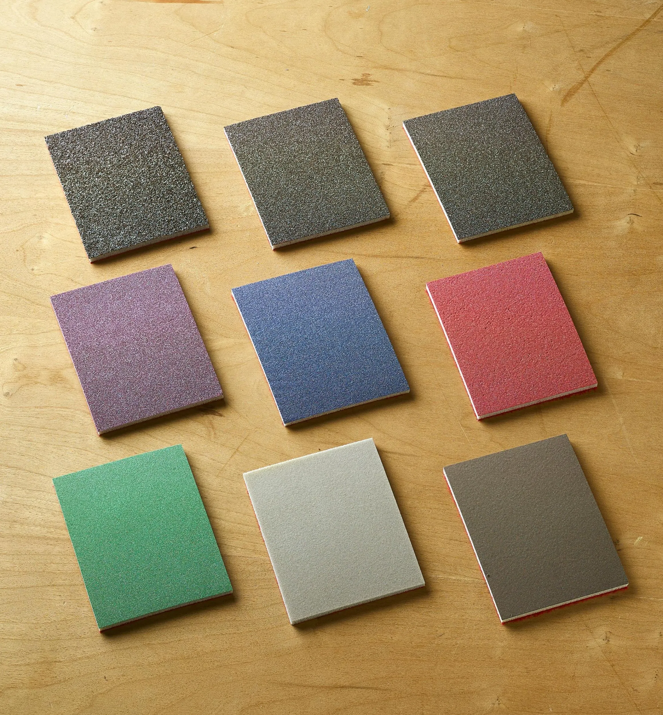 Lee Valley Supplies>Mirka 3" × 4" × 5mm Grip-Backed Sanding Sponges