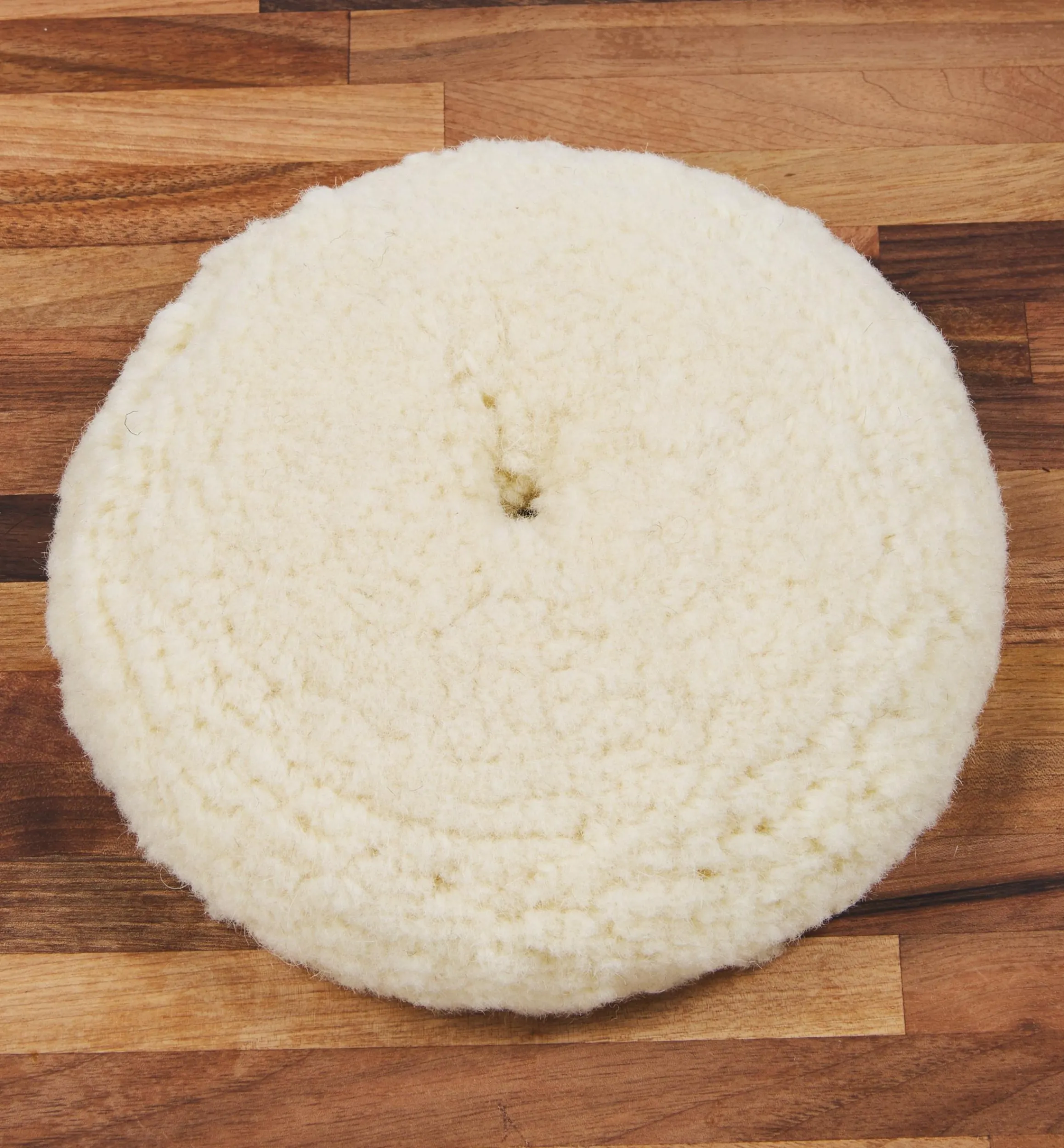 Lee Valley Supplies>Mirka 6" × 1" Twisted Wool Pad (Cutting)