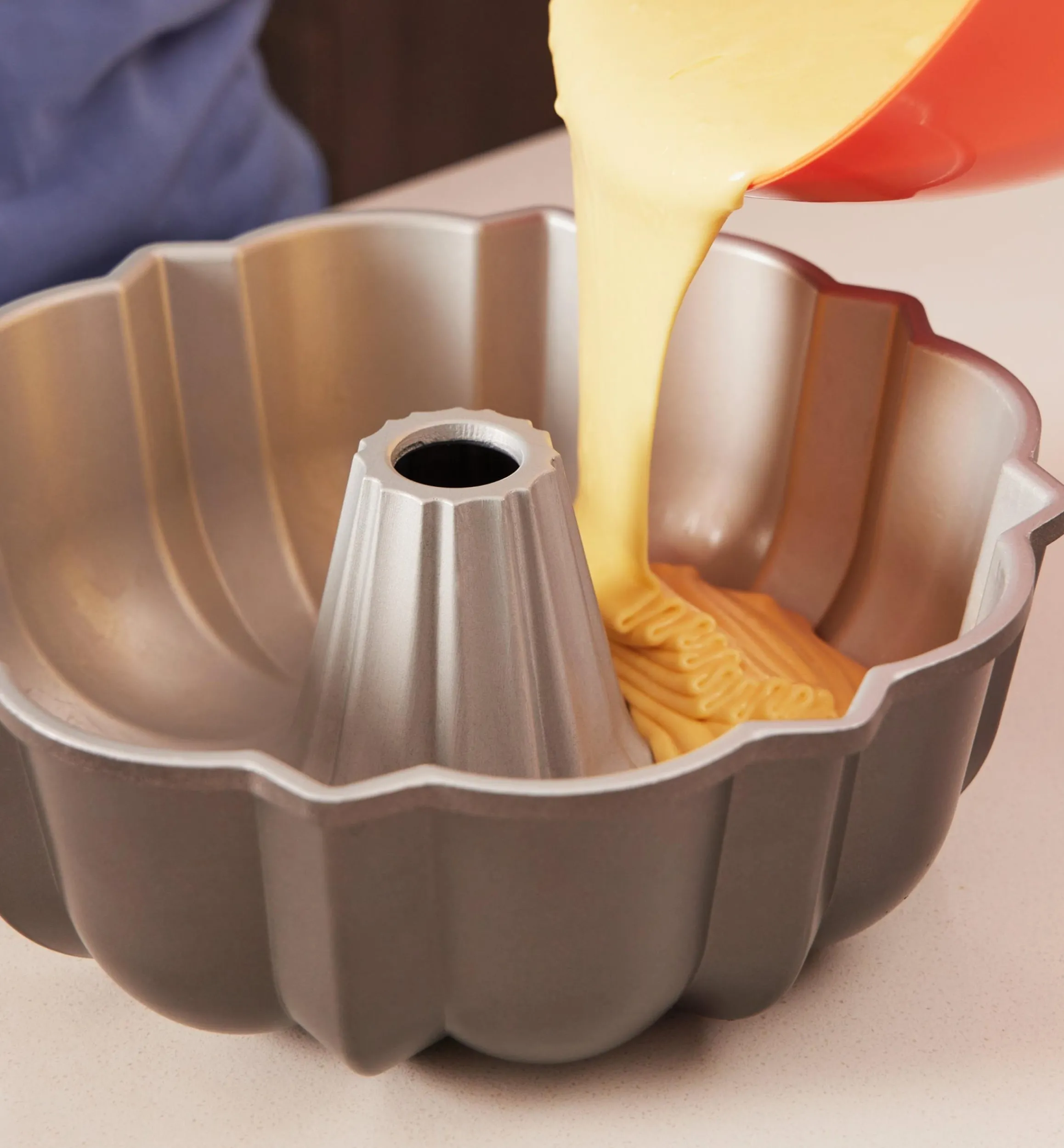 Lee Valley Bakeware>Original Bundt Pan