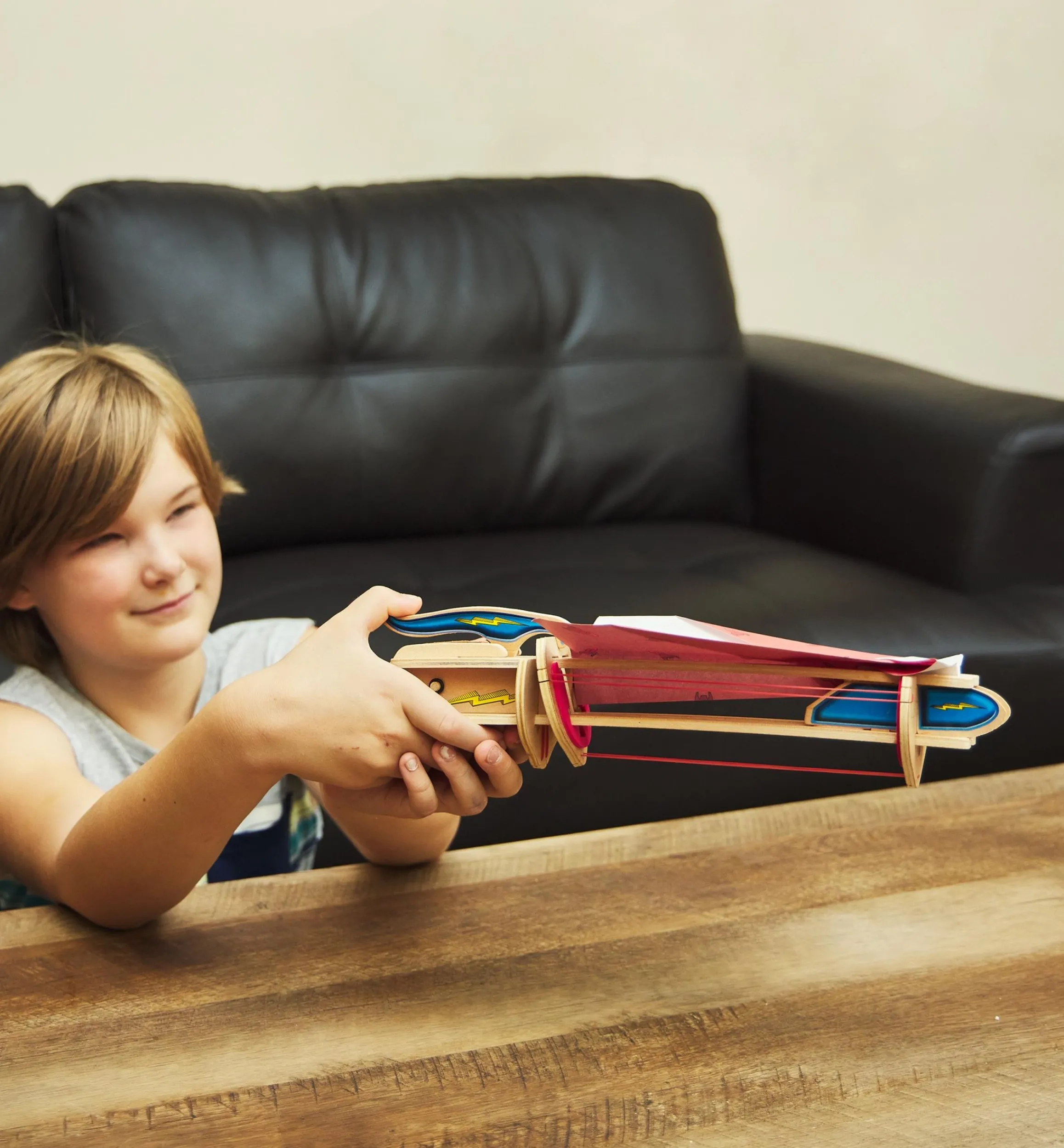 Lee Valley Toys & Games>Paper Airplane Launcher Kit