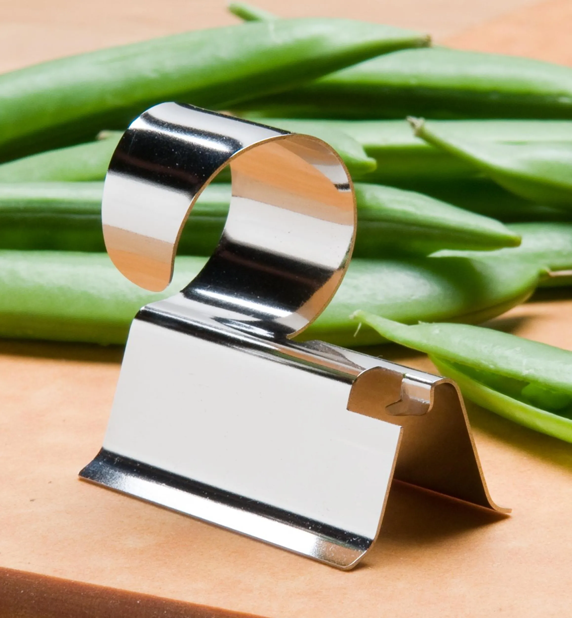 Lee Valley Peelers>Peapod Splitter